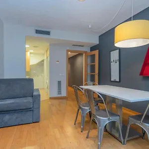 2 Bedroom Duplex With Balcony 4-3 , Barcelona Hiszpania